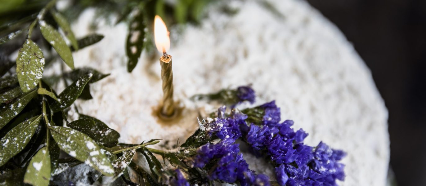 birthday-cake-decorated-with-flowers